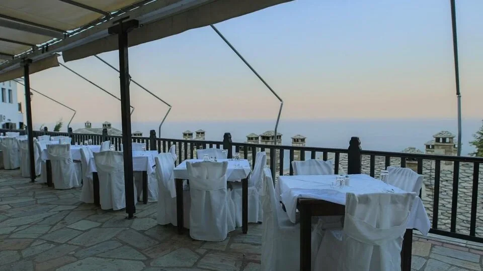 2 adults+1 child Pilio Sea Horizon Greece 5