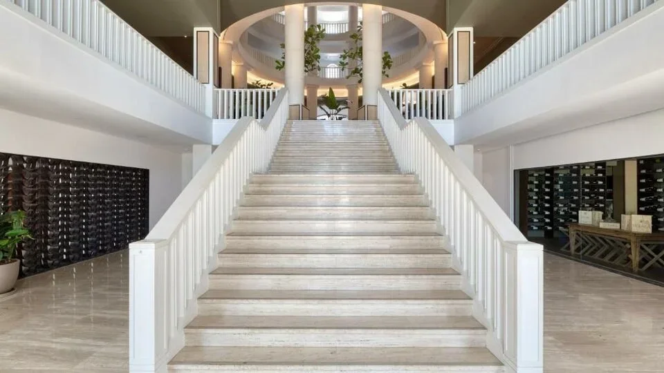 2ADULTS+1CHILD LUXURY VACATION, PORTUGAL, 5STARS 2