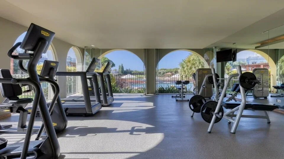 2ADULTS+1CHILD LUXURY VACATION, PORTUGAL, 5STARS 3