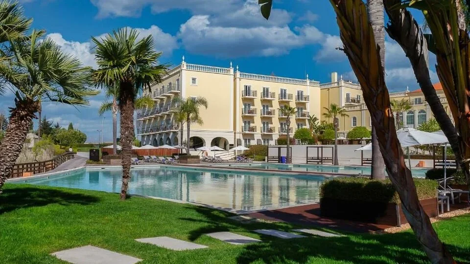2ADULTS+1CHILD LUXURY VACATION, PORTUGAL, 5STARS 5