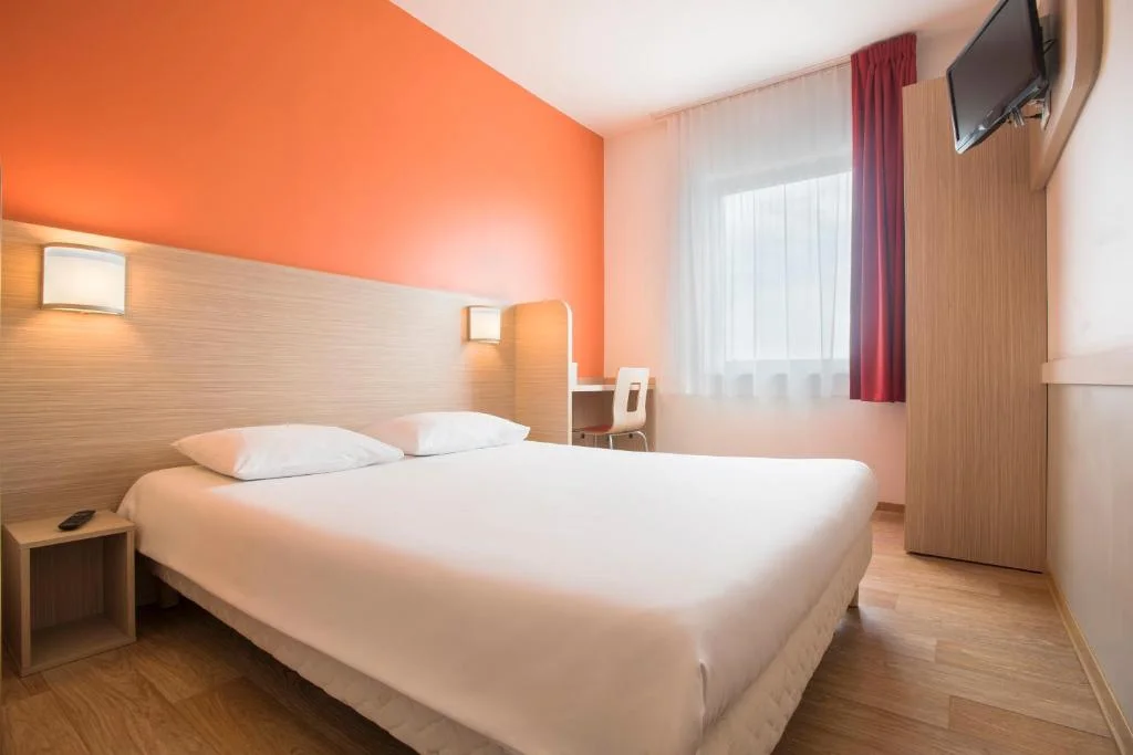 OFERTĂ VACANȚĂ – WROCŁAW, POLONIA 3