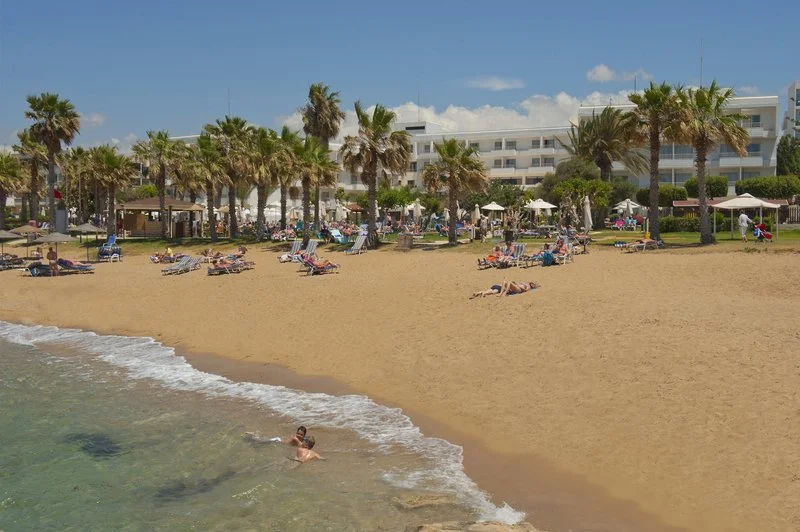 Louis Ledra Beach 4 22