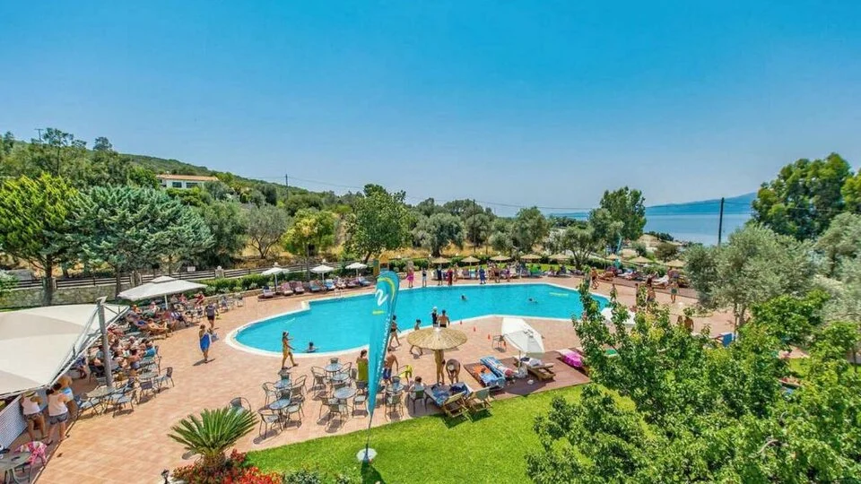 Evia Riviera Resort (fost Amarynthos Resort) 15